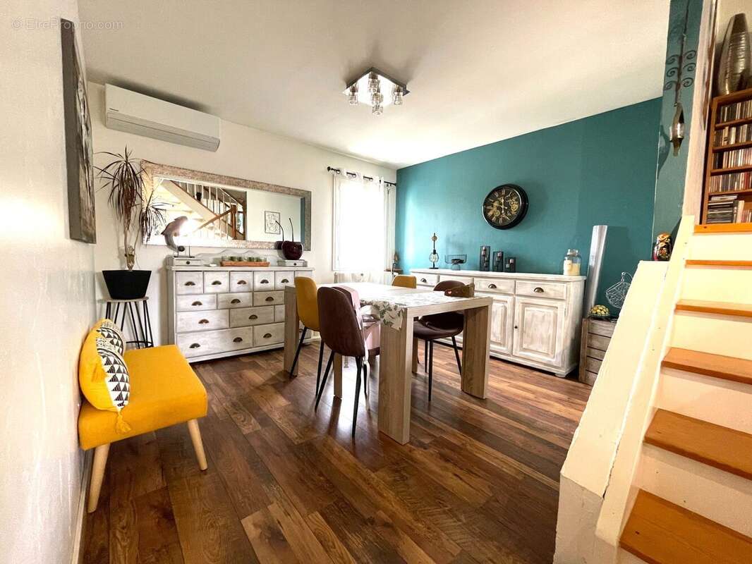 Salle à manger ( 2eme niveau ) - Maison à MONTELIMAR