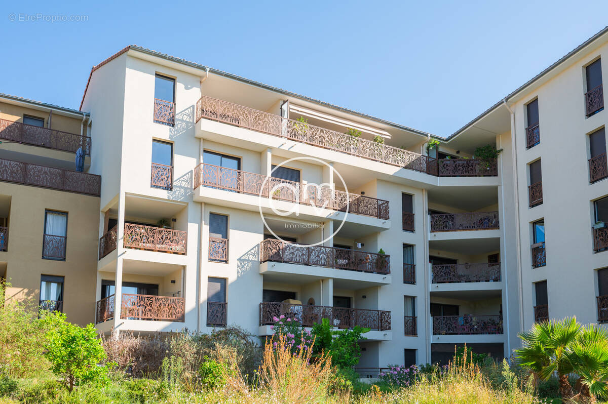 Appartement à HYERES