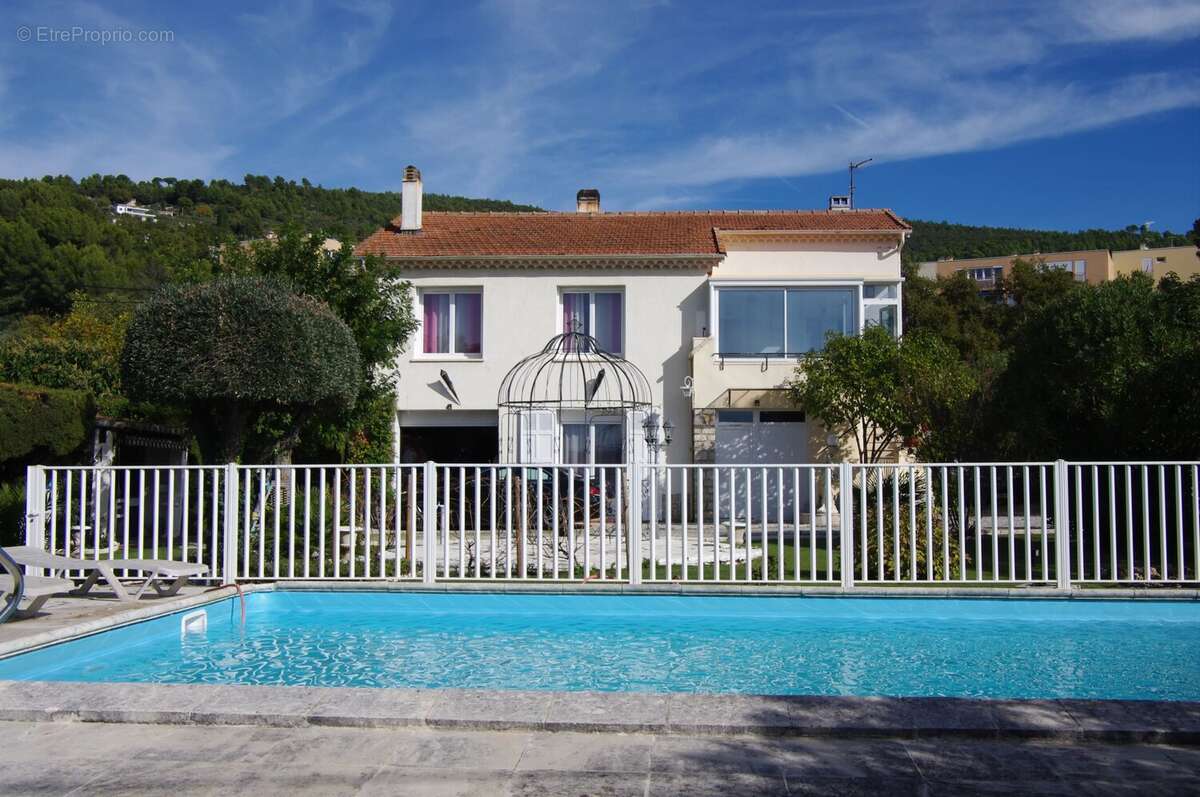 Maison à DRAGUIGNAN
