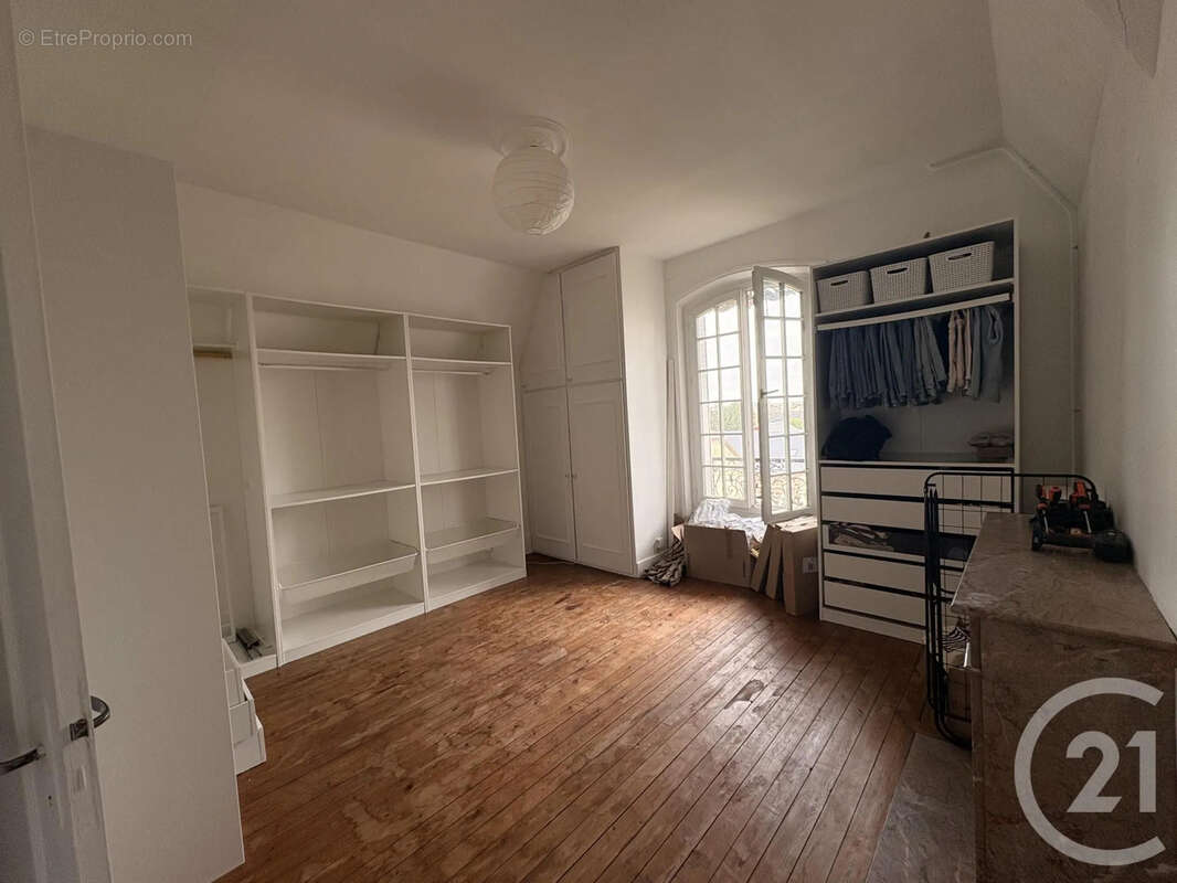 Appartement à ETREPAGNY