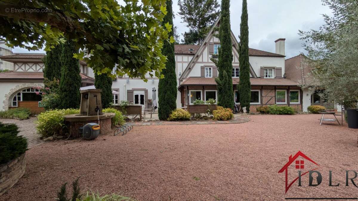 Maison à CHALON-SUR-SAONE