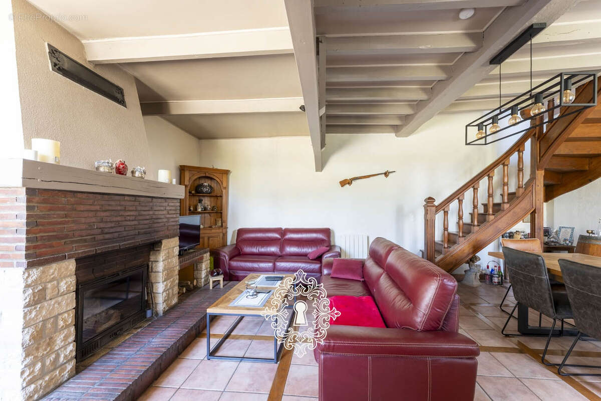 Maison à PERCENEIGE