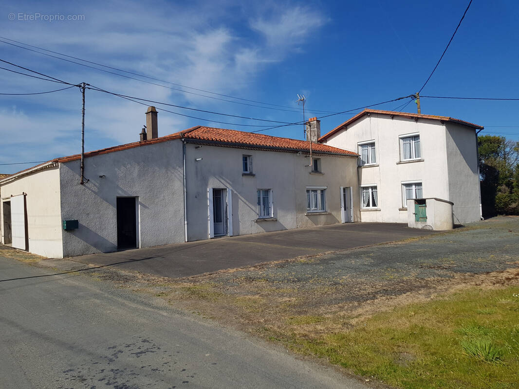 Maison à CHAUCHE