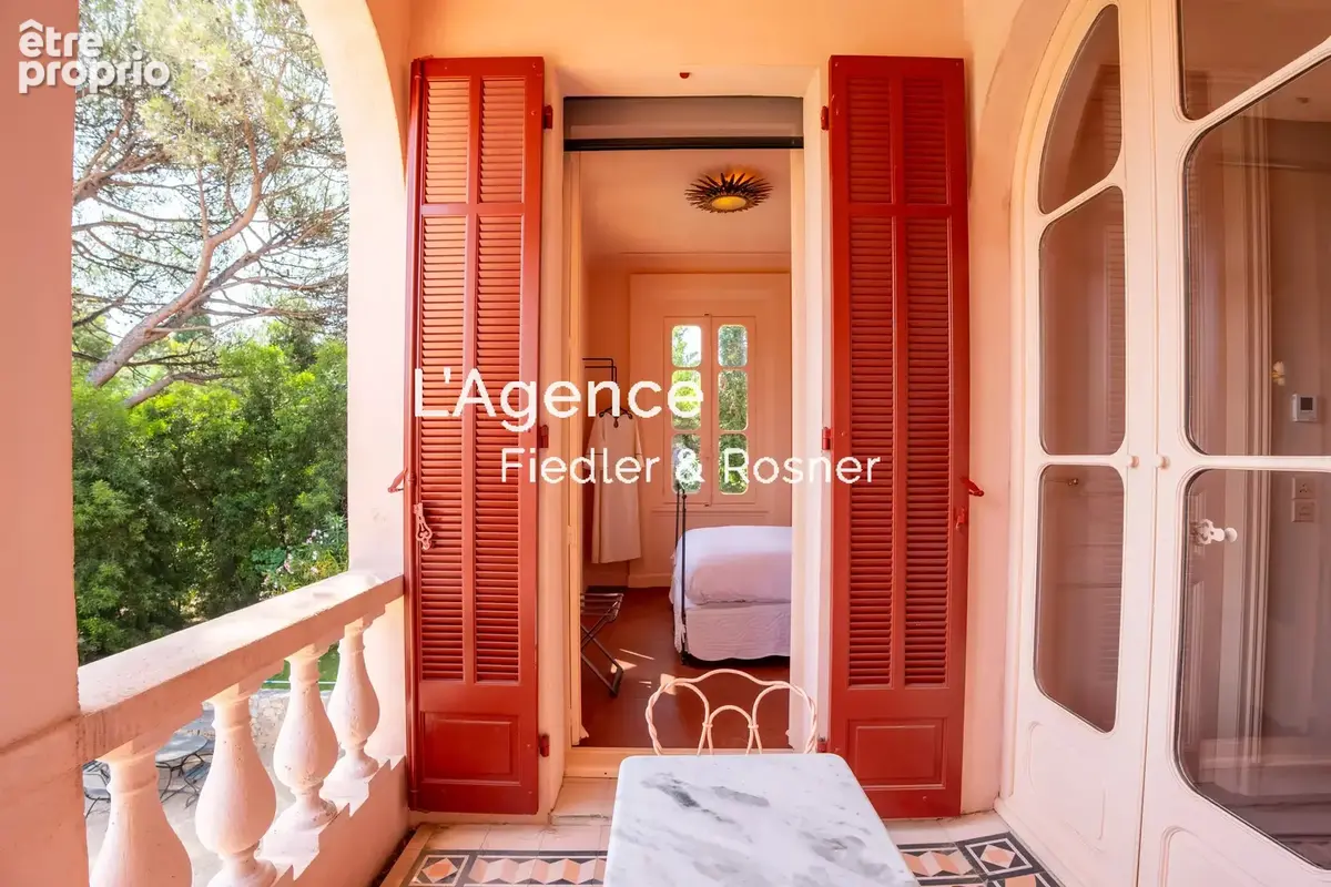 Ref 671 : saint-tropez centre - bastide entierement rénovée - photo 23