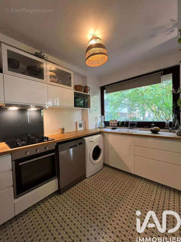 Photo 4 - Appartement à LA CELLE-SAINT-CLOUD