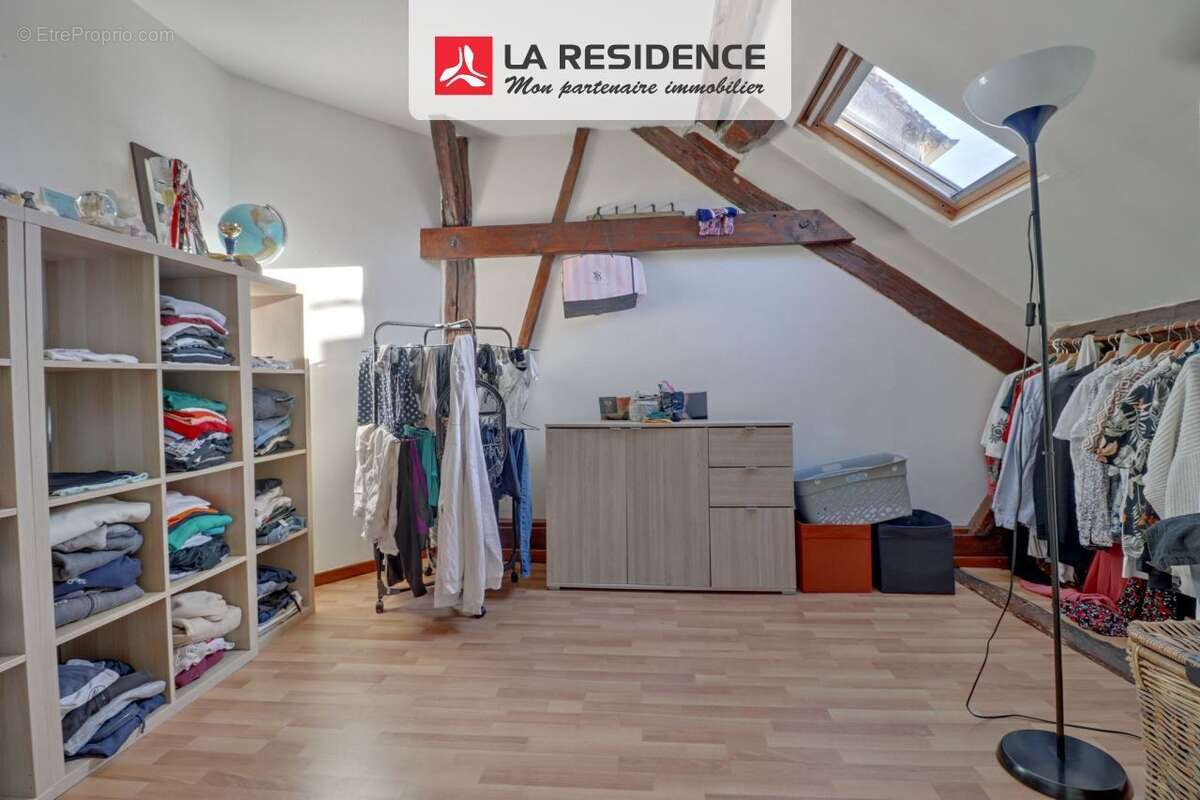 Appartement à HOUDAN