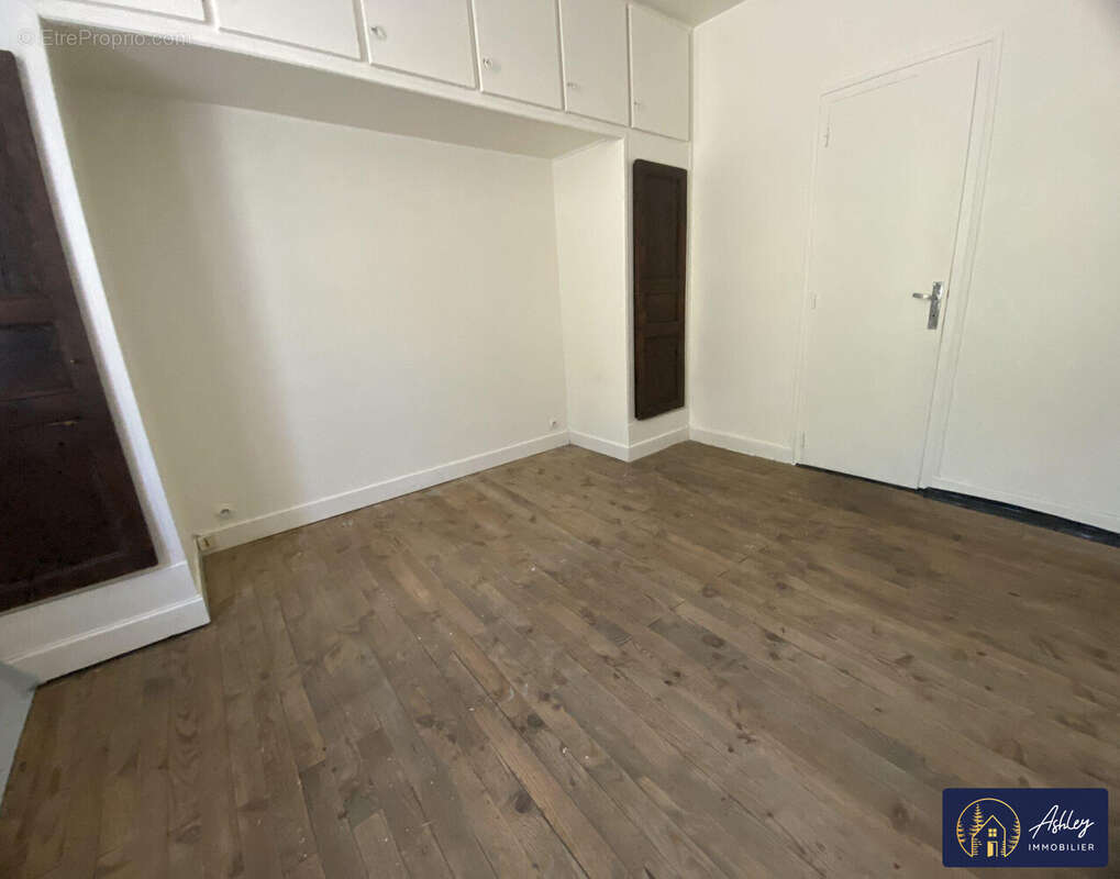 Maison 3 pièces YDES - Maison à YDES