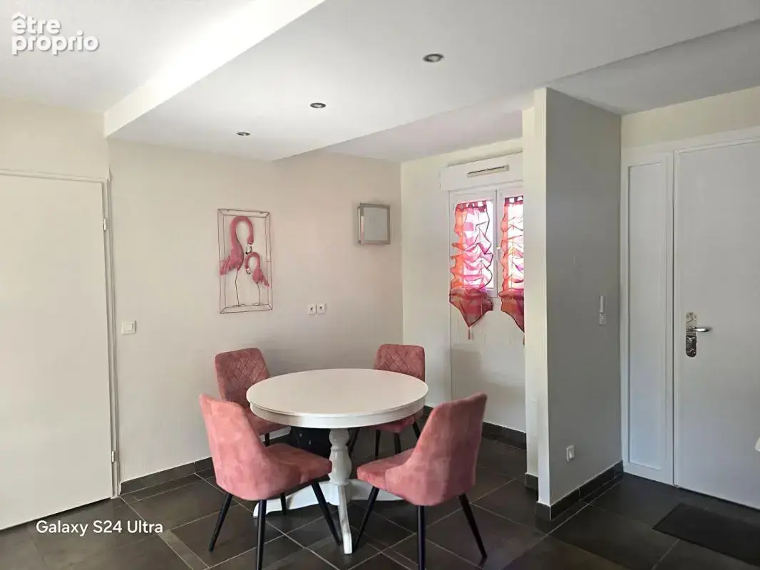 Villa de plain pied T5  de 84 m² + souplex habitable de 84 m² ; soit 168 m² sur 234 m² de terrain - photo 8