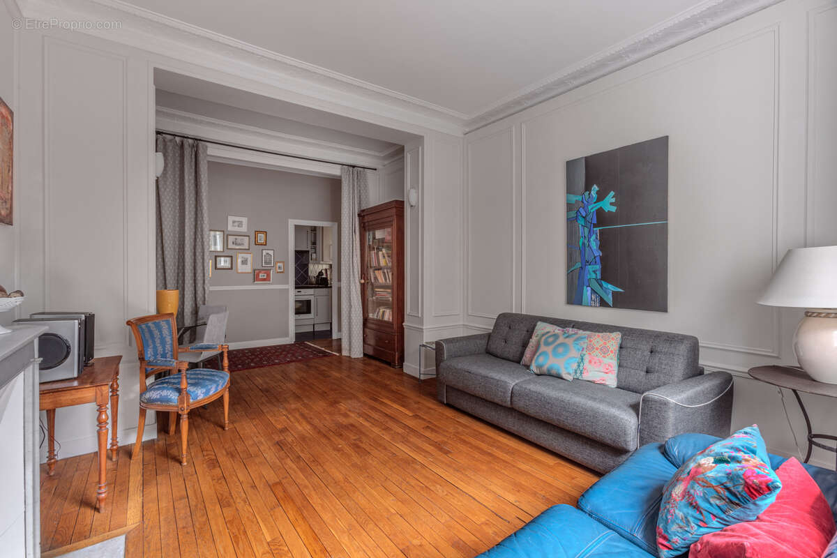 Magnifique appartement 3 pièces au cachet de l'ancien - 18ème arrondissement - photo 3
