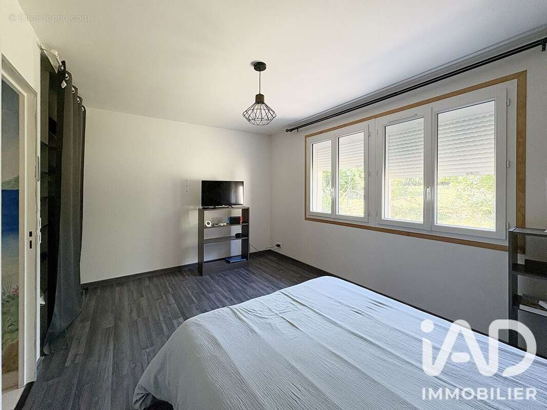 Maison 75 m² à Leugny  - photo 9