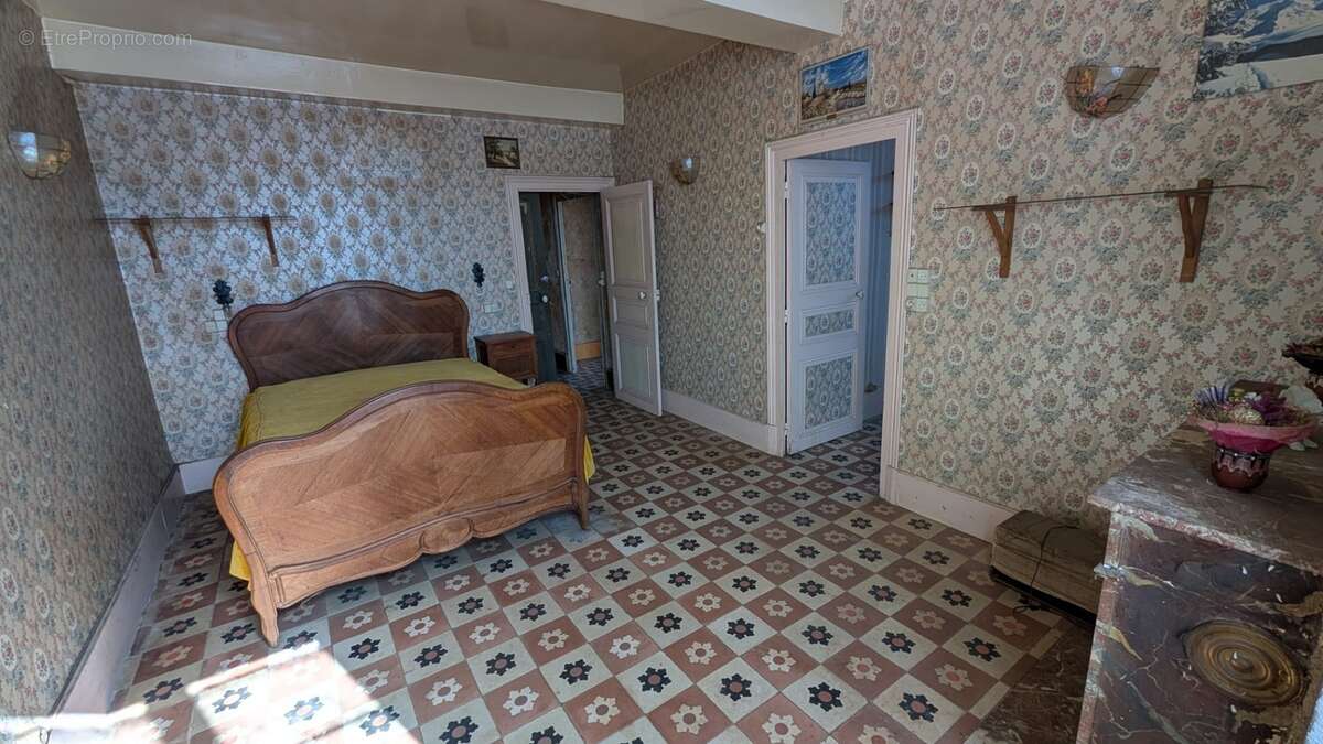 Charmante maison de village à vendre 70m² COUTARNOUX (89) avec dépendances et cour intérieure - photo 21