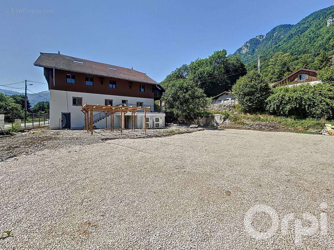 Appartement à MARIGNIER