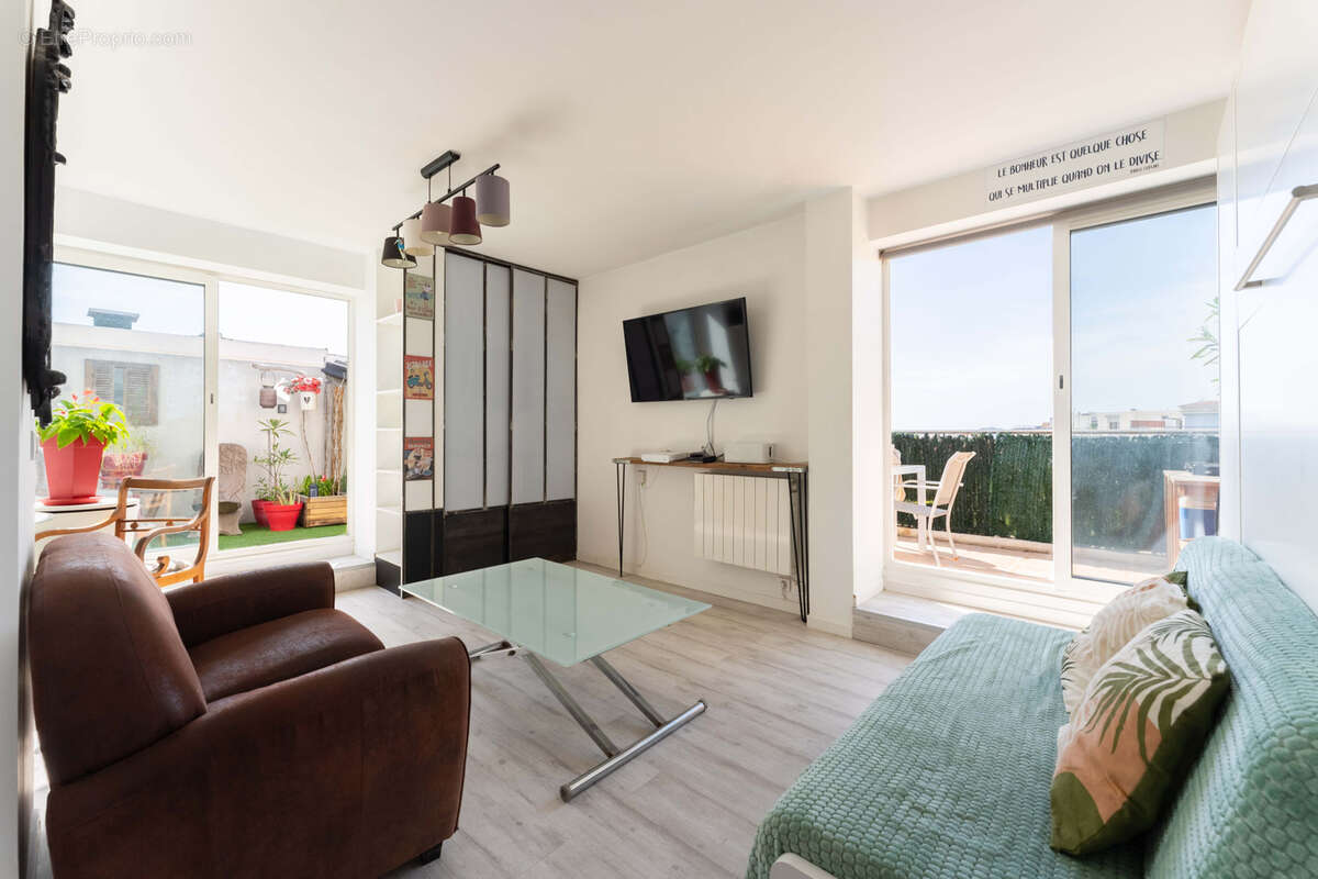 Appartement à MARSEILLE-8E