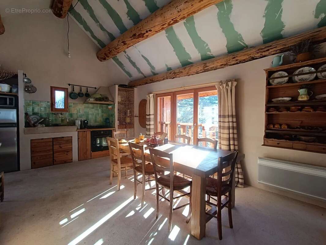Maison à ROUBION