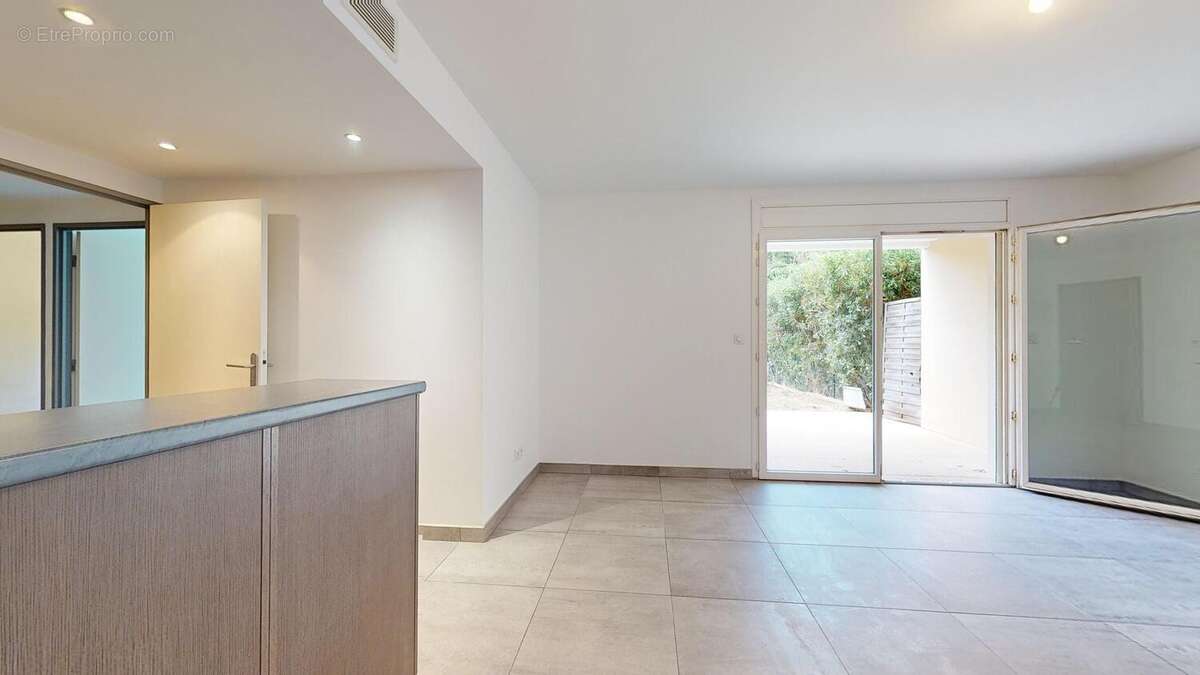 Appartement à MARSEILLE-12E