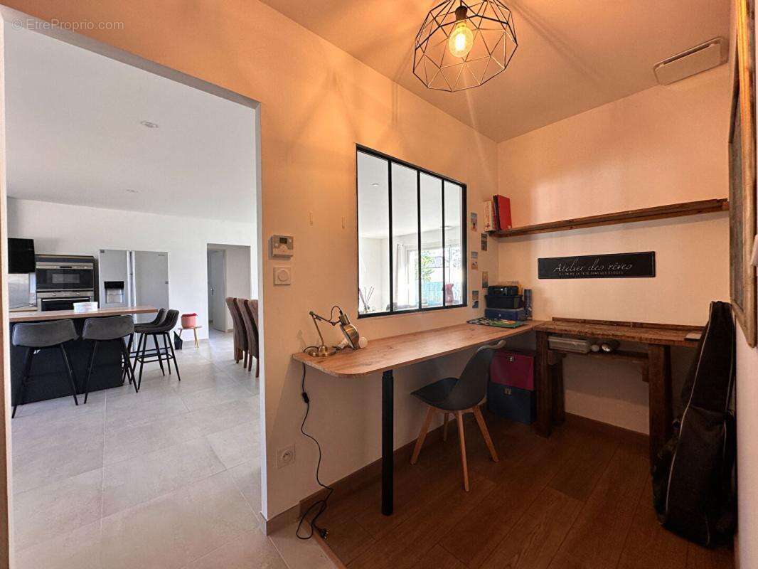 Maison 104 m² à Estillac  - photo 9