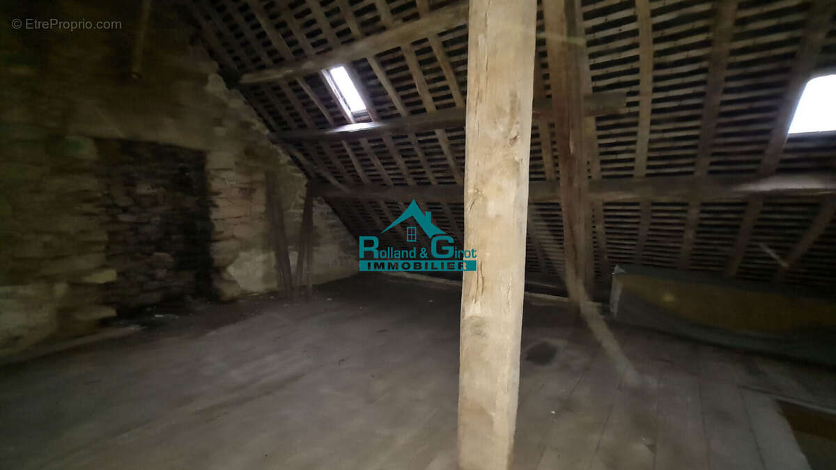 Maison à SAINT-OUEN-DES-ALLEUX