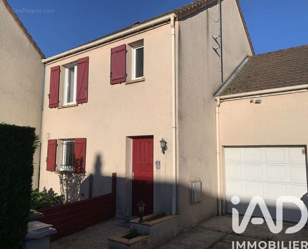 Photo 1 - Maison à FONTENAY-EN-PARISIS