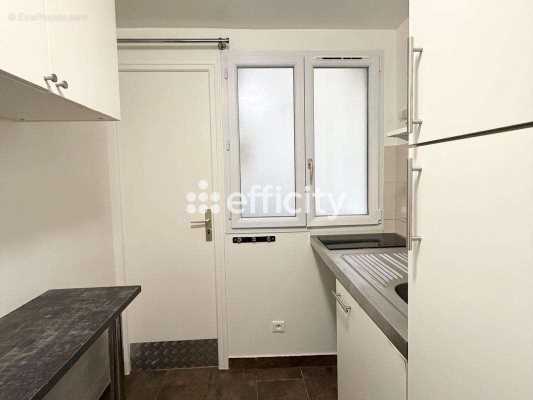 Appartement à PARIS-12E
