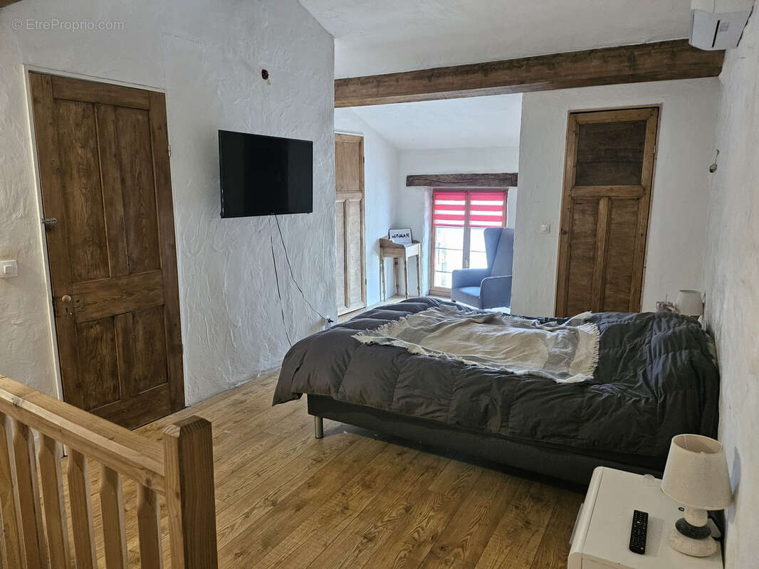 Maison à PORTES-EN-VALDAINE