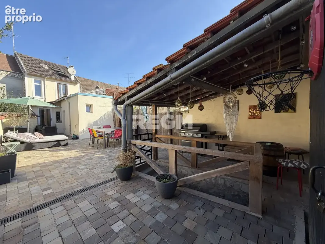 Maison à MAISSE