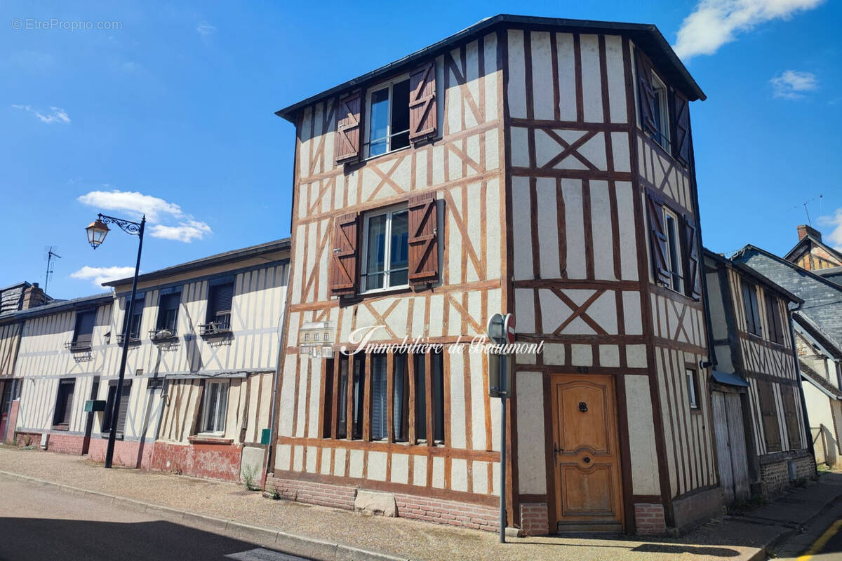 Maison à BERNAY