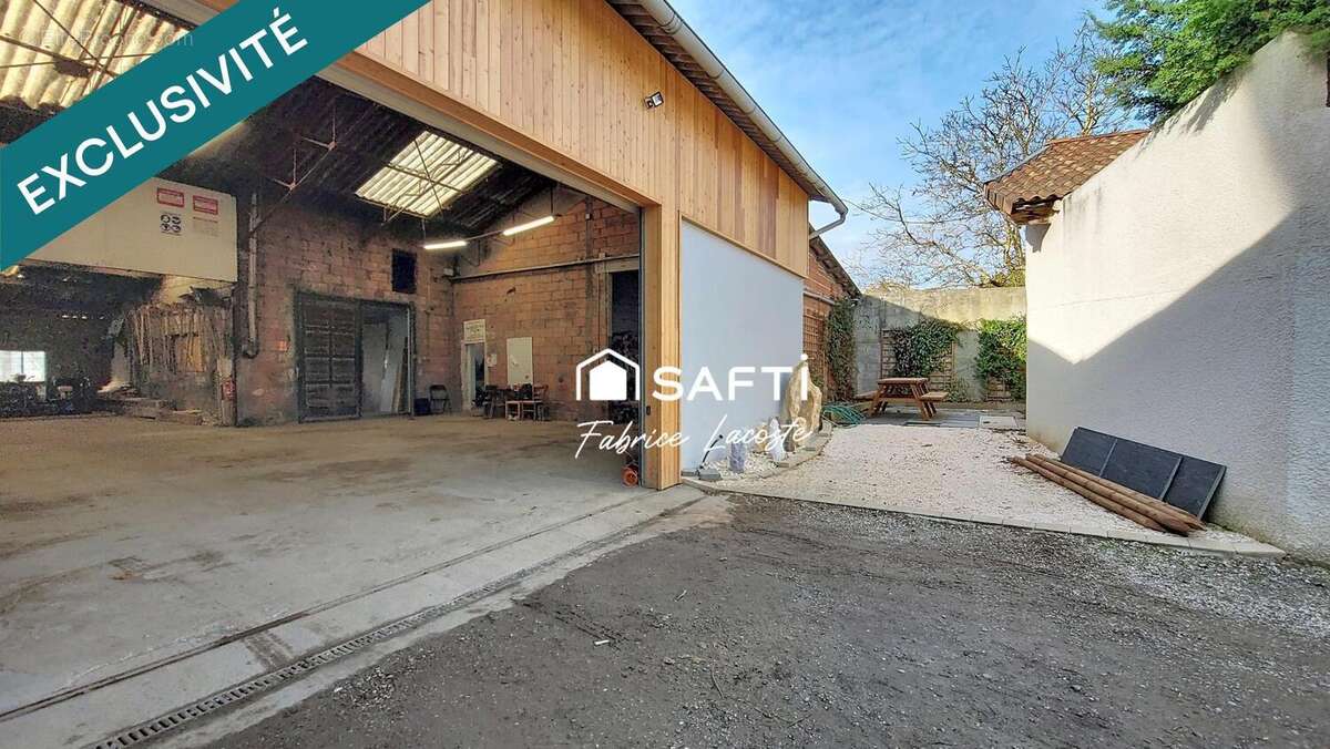 Photo 3 - Commerce à VERNET