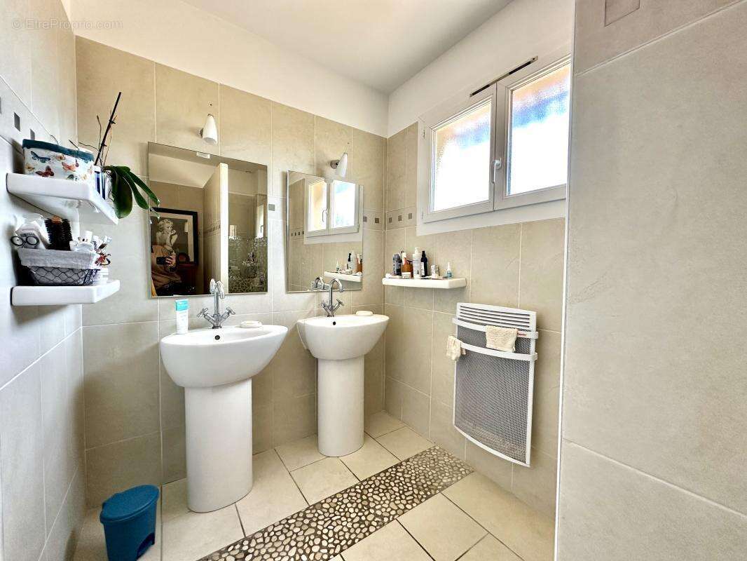 Maison à CAISSARGUES