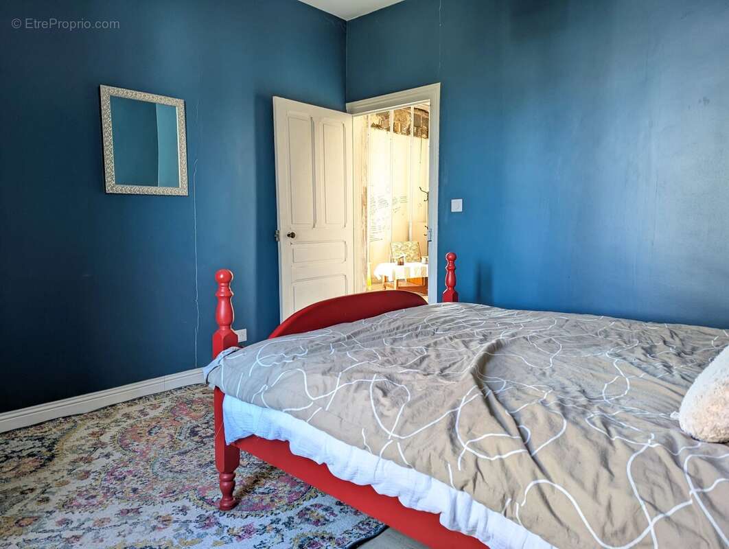 Maison à LA TRIMOUILLE