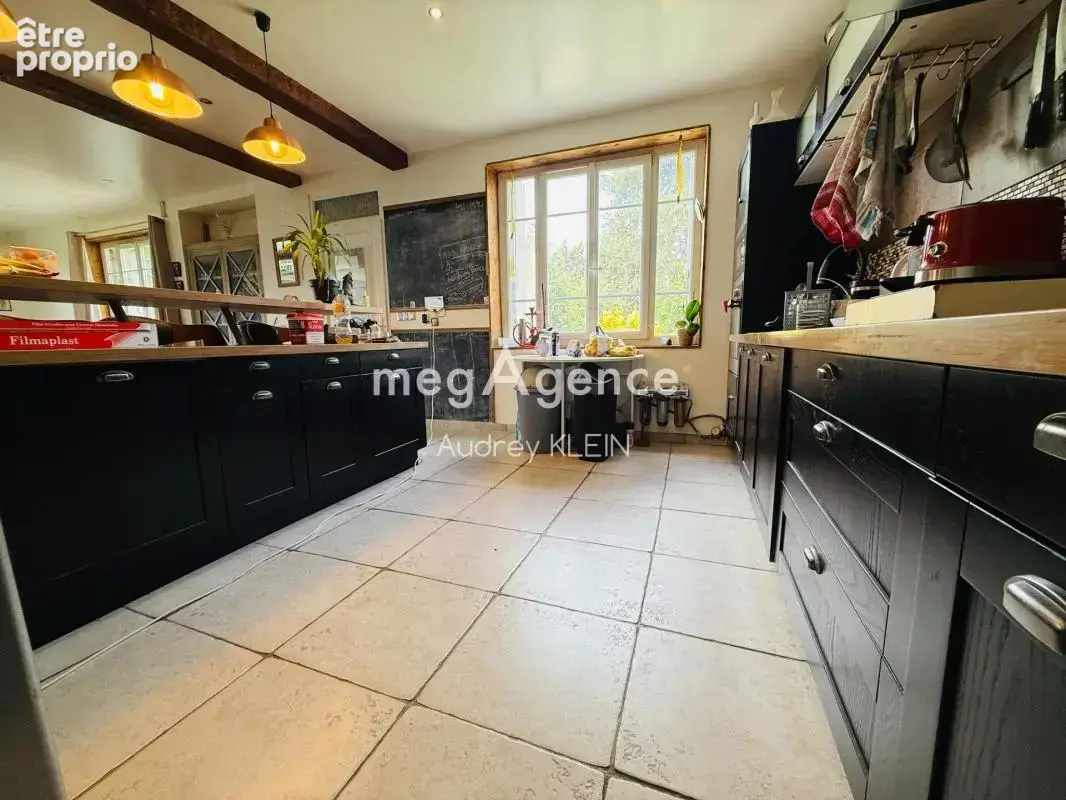 Belle propriété au calme avec terrain, piscine et box équestre - photo 8