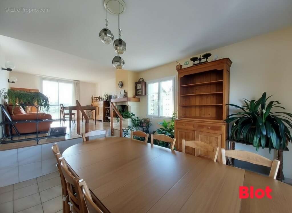 Maison à LA BOSSE-DE-BRETAGNE