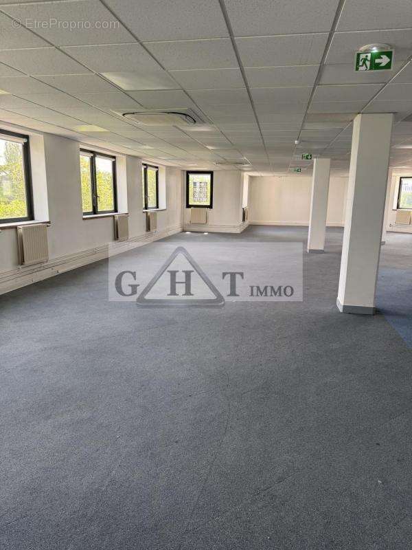 Bureaux 400 m² a vendre saint denis - photo 9