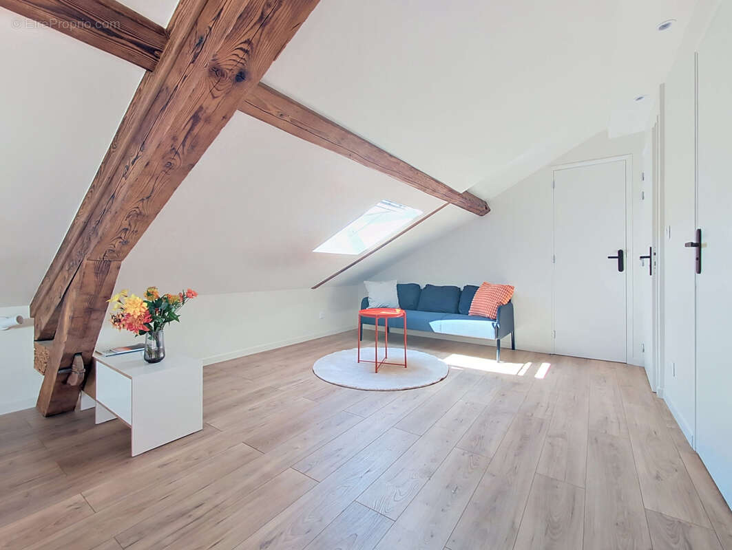 Appartement à AIX-LES-BAINS