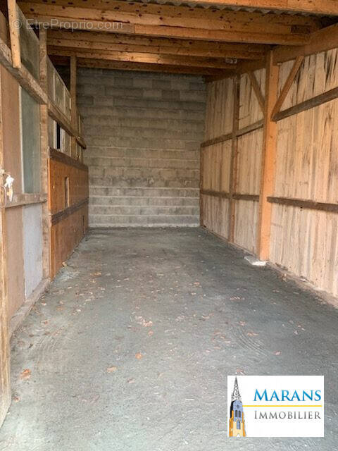 Parking à LE LANGON