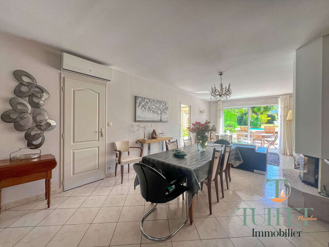 Maison 118 m² à Breuillet  - photo 6