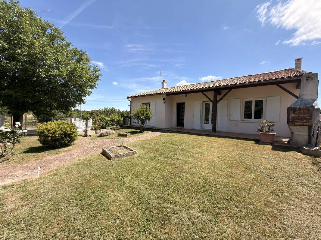 Maison à VILLEFAGNAN