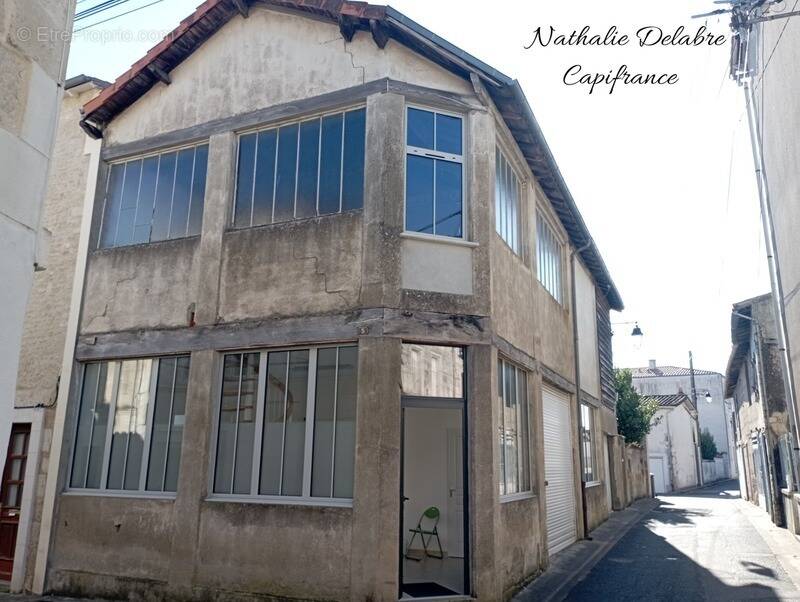 Commerce à SAINT-MAIXENT-L'ECOLE