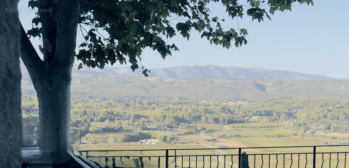 Commerce à LA CADIERE-D&#039;AZUR