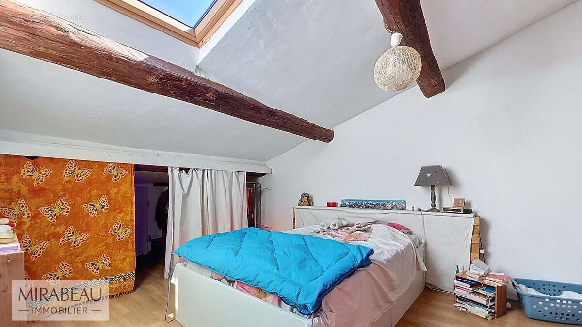 Maison à PEYPIN-D&#039;AIGUES