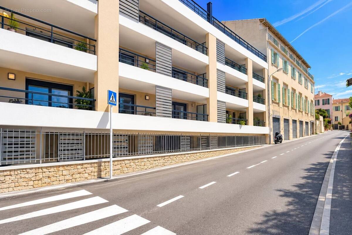 Appartement à CAP-D'AIL