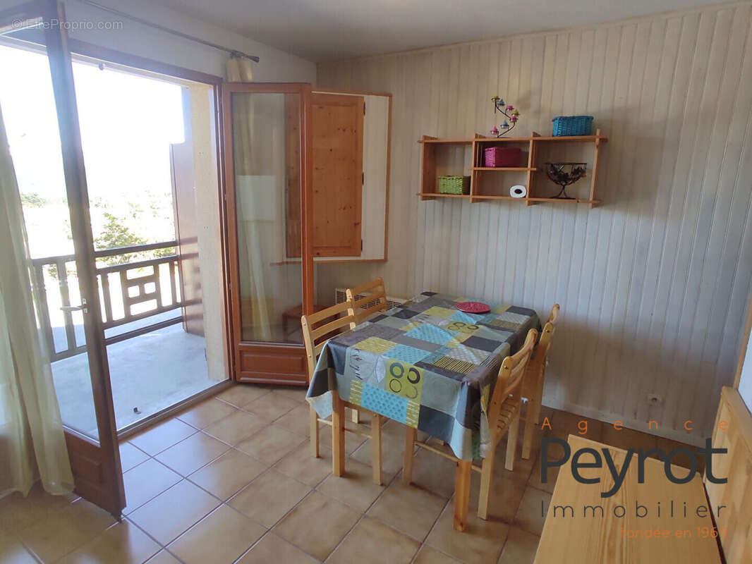 Appartement à LES ANGLES