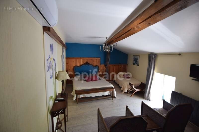 Propriété - une maison d'habitation - 5 chambres d'hôtes - 2 appartements en location sur plus de 1 hectare à SAINTE BAZEILLE (4 - photo 17