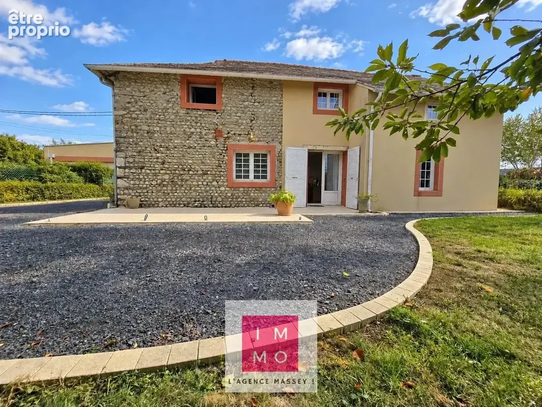 Charme, caractère et confort contemporain 210m² habitables  garage 55m² dépendance 34m² jardin - photo 2