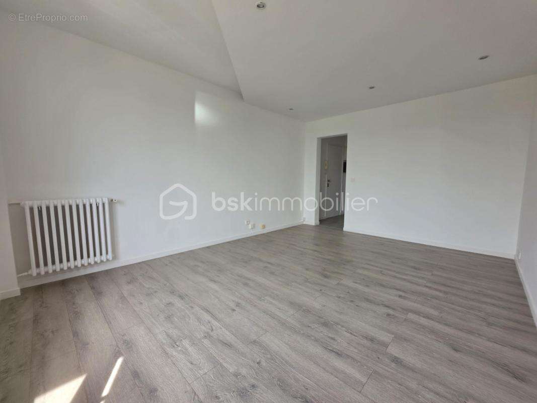 Appartement à VILLEMOMBLE