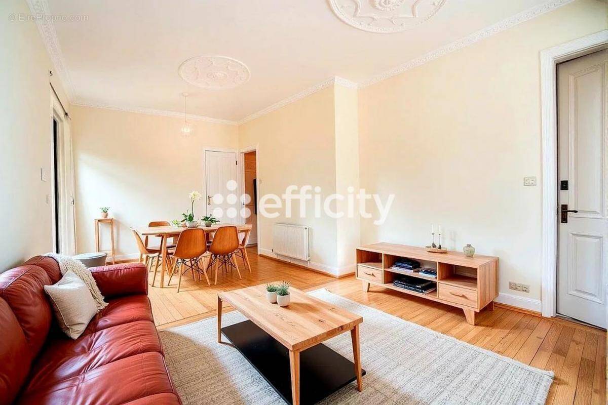 Appartement à GRIGNY