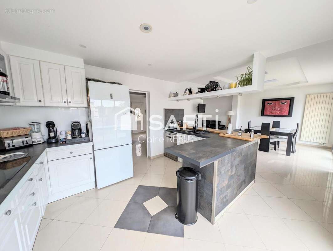 Photo 7 - Maison à VAUJOURS