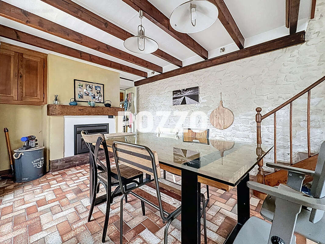 Maison à BRICQUEVILLE-LA-BLOUETTE