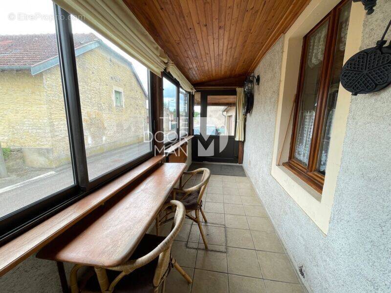 Maison à ROCHES-BETTAINCOURT