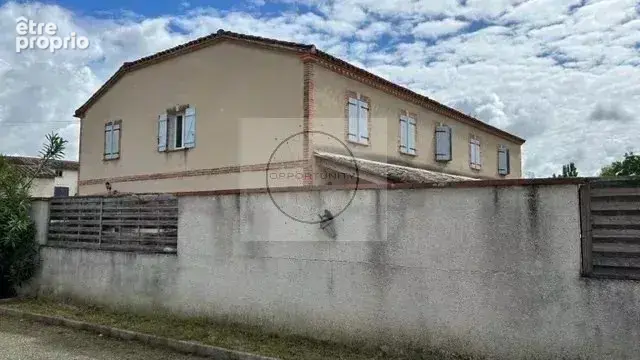 Appartement 12 pièces 360 m² à vendre à Pommevic (82400) - photo 4