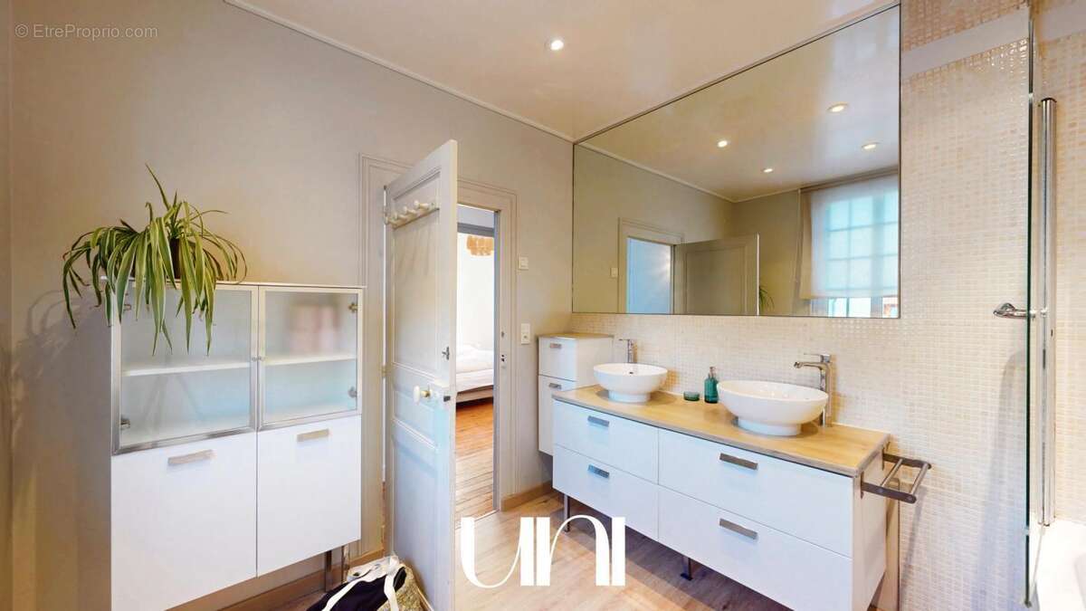 Maison à GRANDCAMP-MAISY